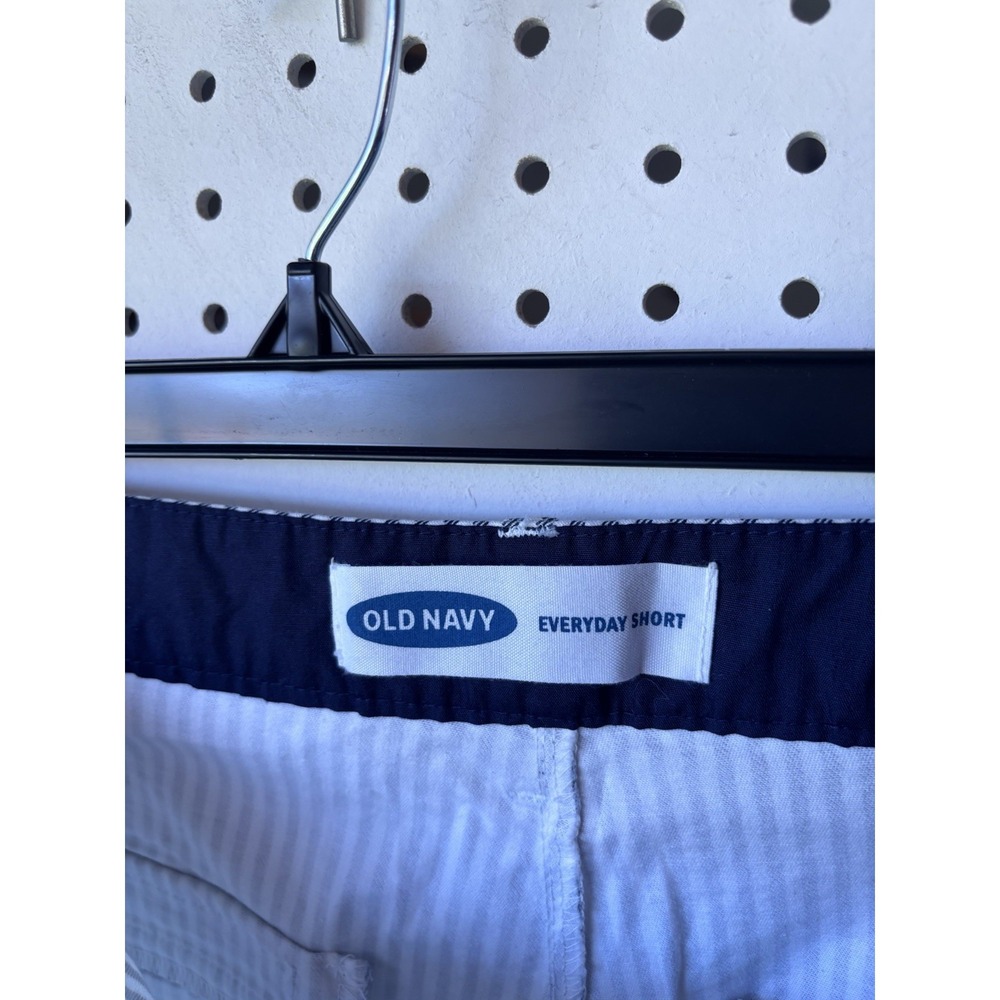 LOT/2 NWT Old Navy Everyday Chino Shorts 5" Women's 16 Twill Casual Comfort - Picture 5 of 8